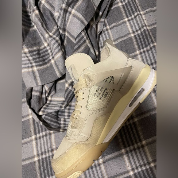 Off whites jordan 4s - Picture 1 of 6